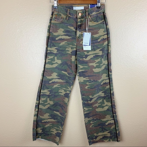 Zara Denim - NWT Zara Z1975 Culotte Raw Hem Camo Denim Jeans